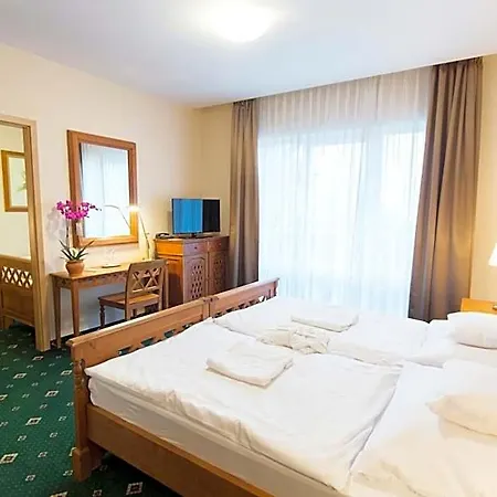 Hotel Orchidea Lipót