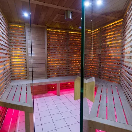 Orchidea Hotel 4*